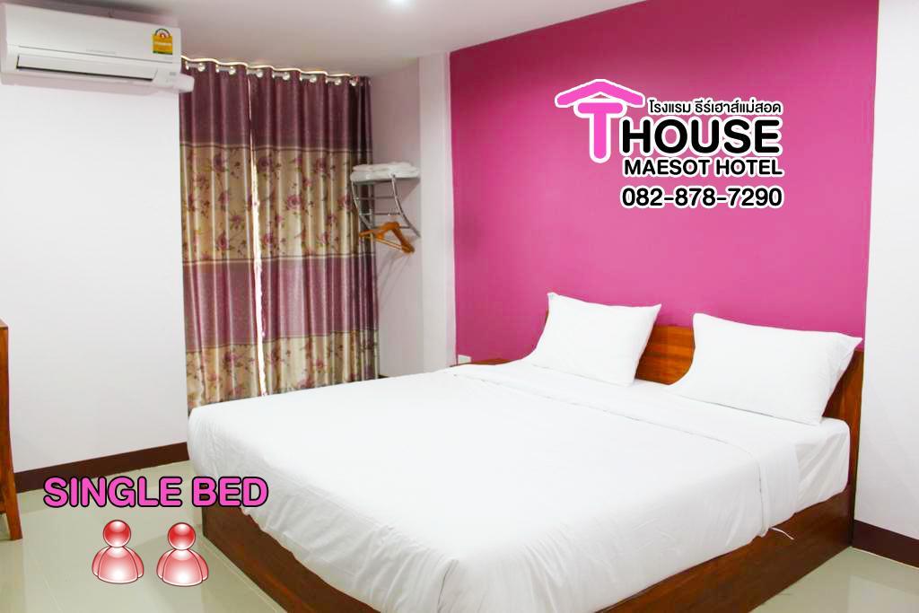 T. House Hotel Meszot Kültér fotó