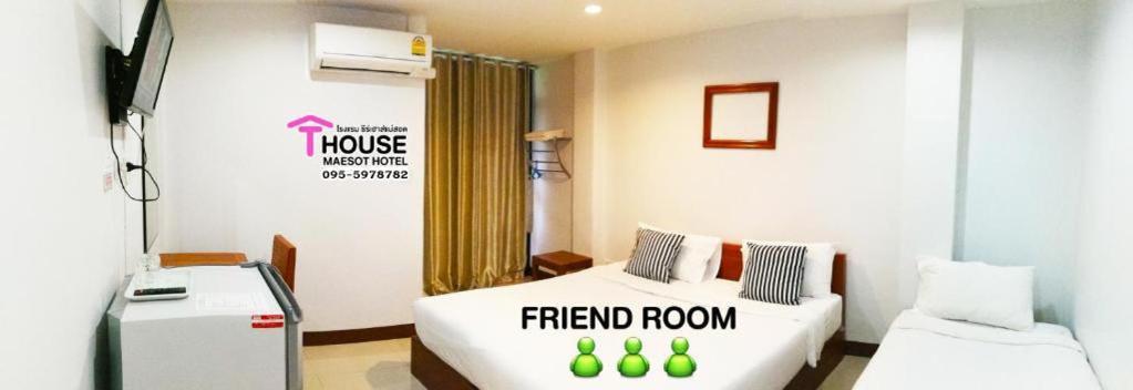 T. House Hotel Meszot Kültér fotó